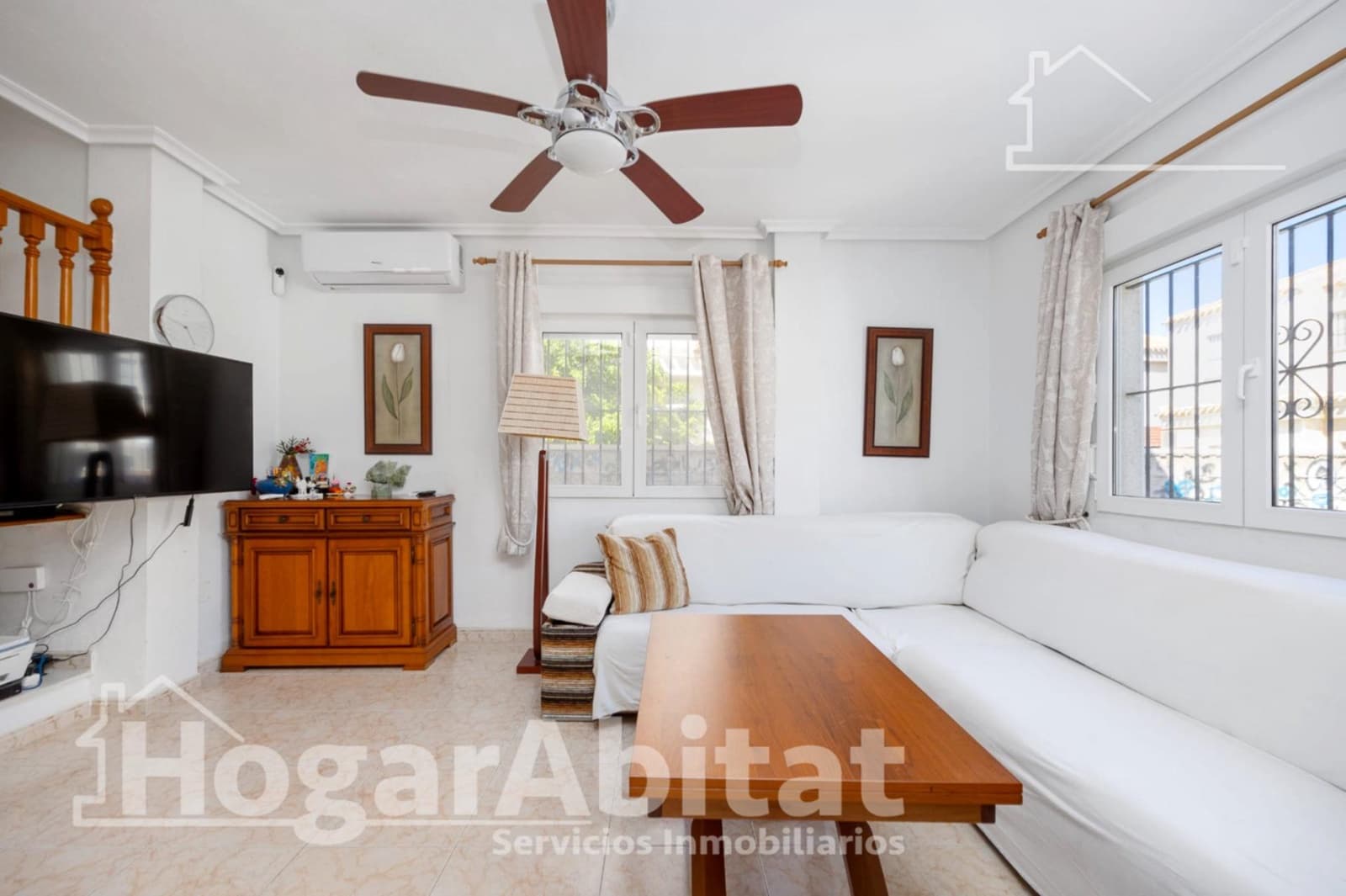 3 soveværelse Villa til salg i La Zenia med swimmingpool garage - € 389.000 (Ref: 10081340)