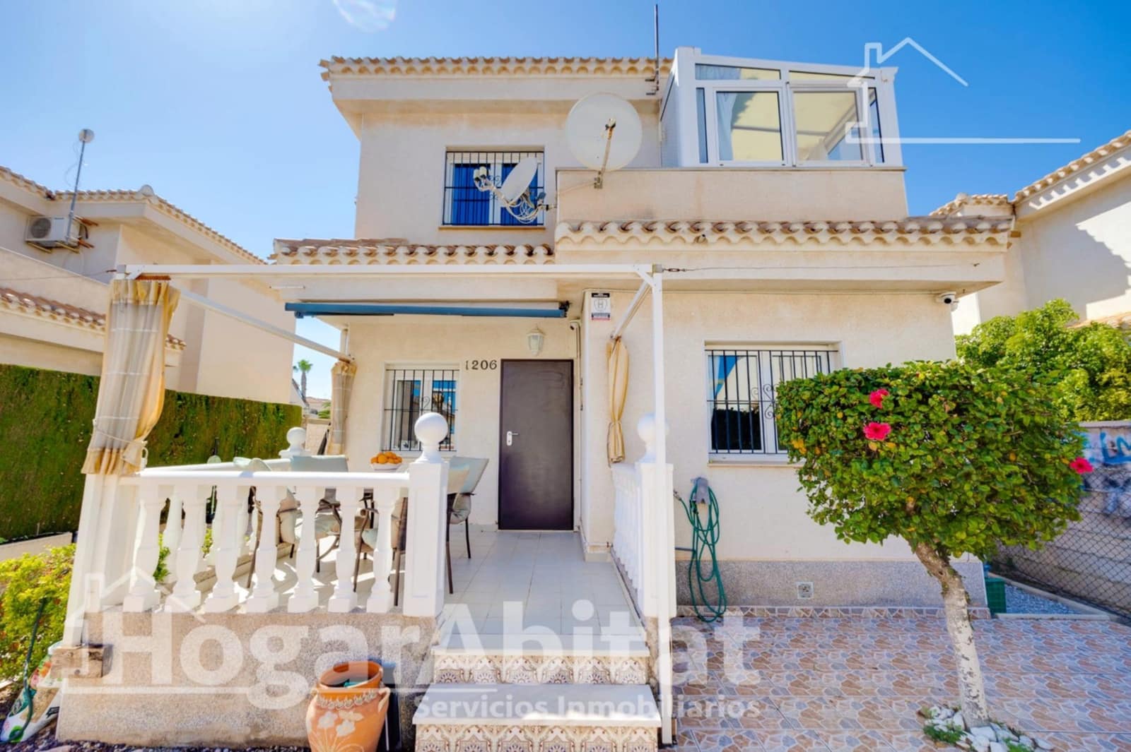 3 soveværelse Villa til salg i La Zenia med swimmingpool garage - € 389.000 (Ref: 10081340)