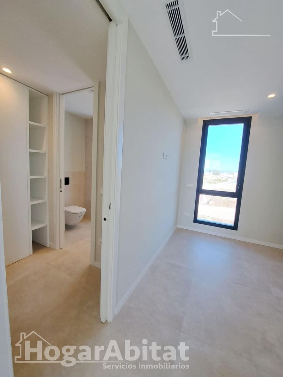 Chalet de 2 habitaciones en Oliva en venta con piscina garaje - 895.000 € (Ref: 10086271)