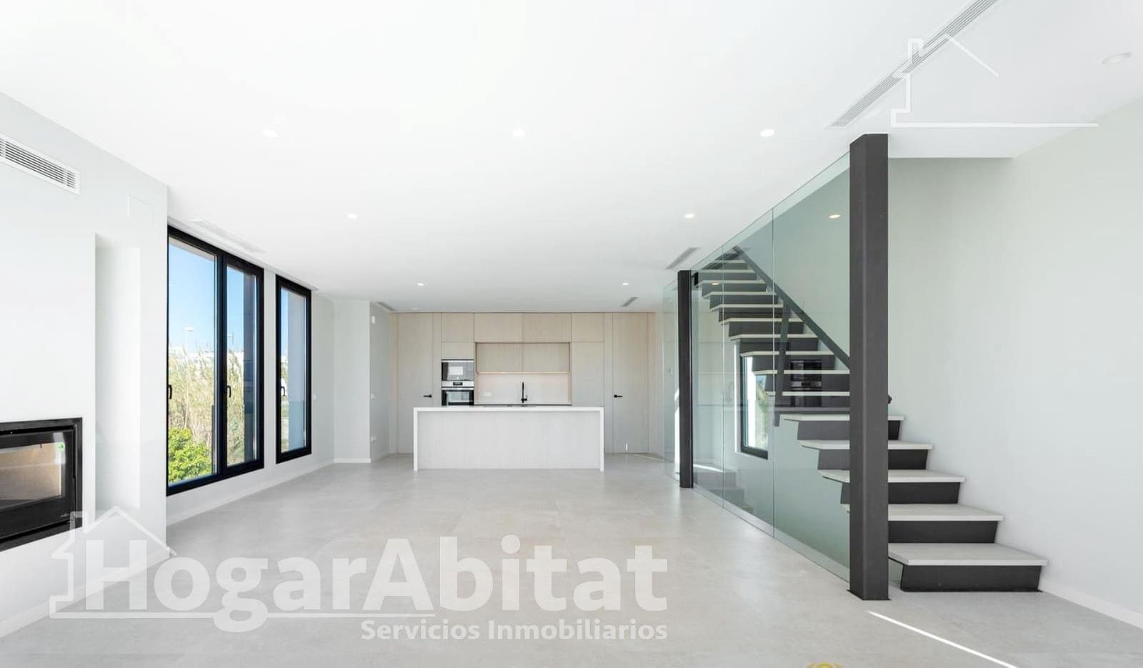 Chalet de 2 habitaciones en Oliva en venta con piscina garaje - 895.000 € (Ref: 10086271)