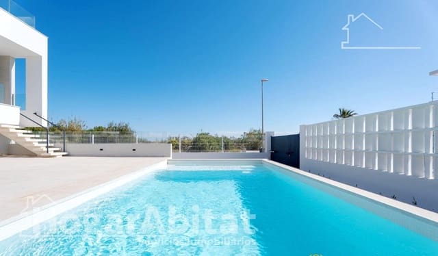 Chalet de 2 habitaciones en Oliva en venta con piscina garaje - 895.000 € (Ref: 10086271)