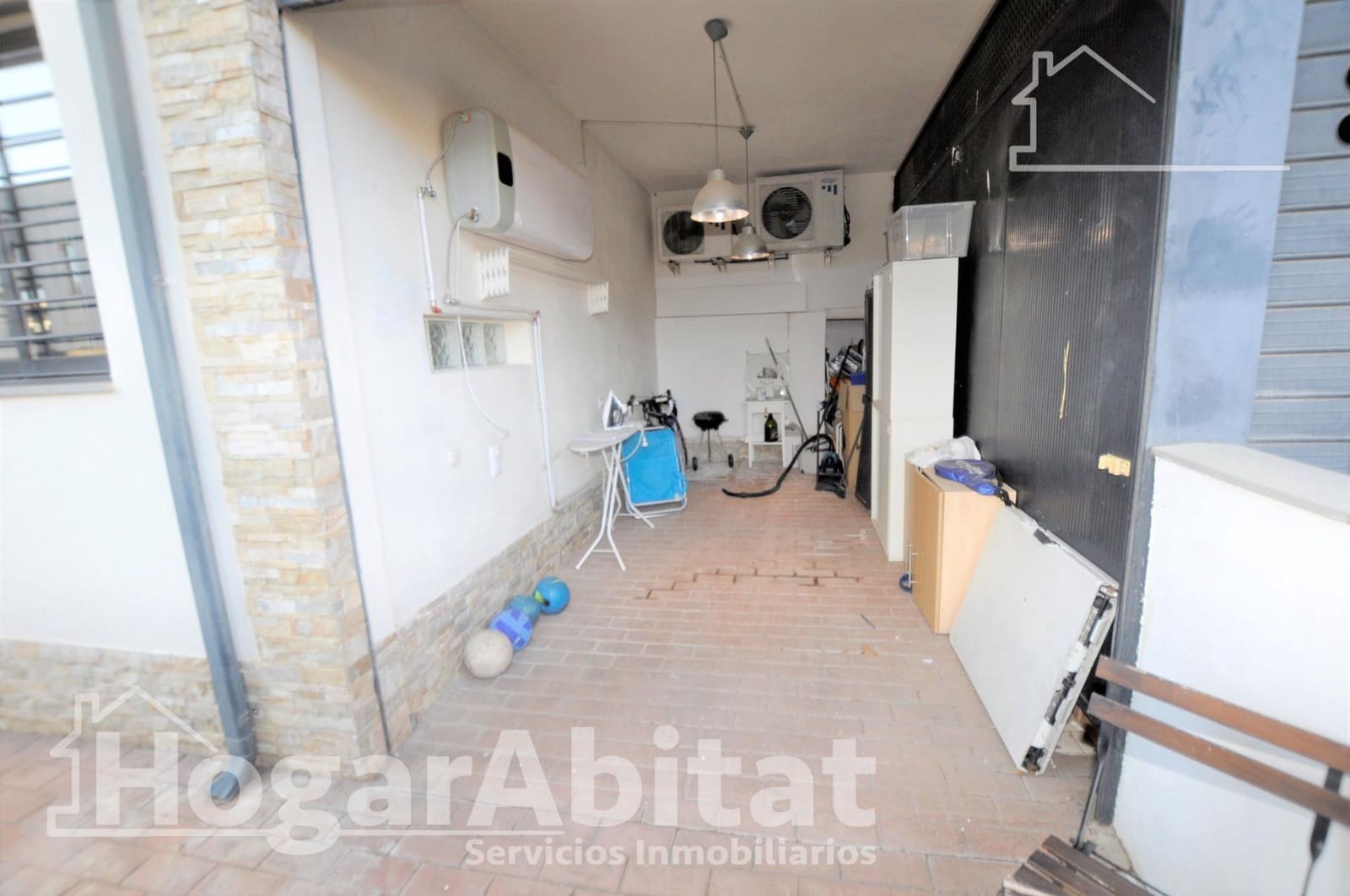 3 slaapkamer Rijtjeshuis te koop in San Antonio de Benageber met zwembad garage - € 399.999 (Ref: 10086272)