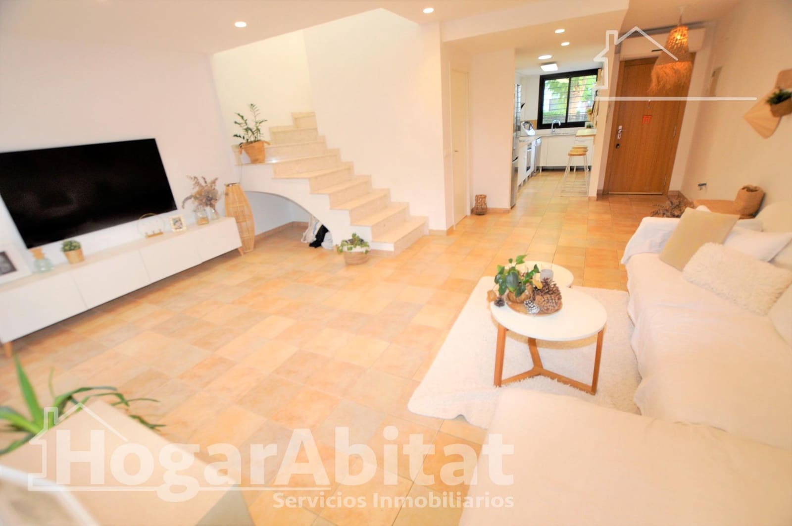 3 slaapkamer Rijtjeshuis te koop in San Antonio de Benageber met zwembad garage - € 399.999 (Ref: 10086272)
