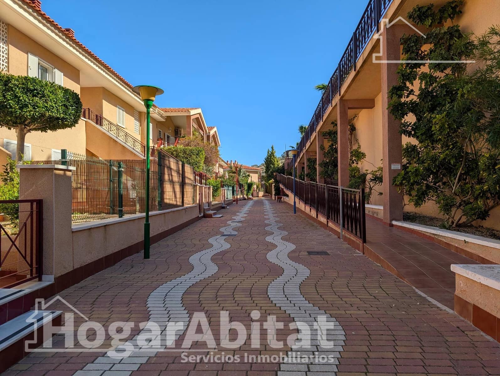 2 soverom Leilighet til salgs i Gran Alacant med svømmebasseng garasje - € 259 000 (Ref: 10086283)