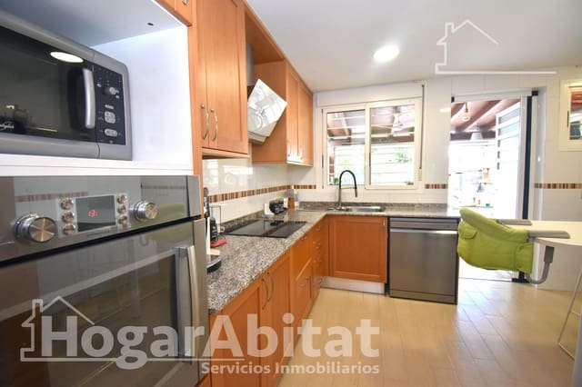 2 sovrum Radhus till salu i Almassora / Almazora med pool garage - 210 000 € (Ref: 10089783)