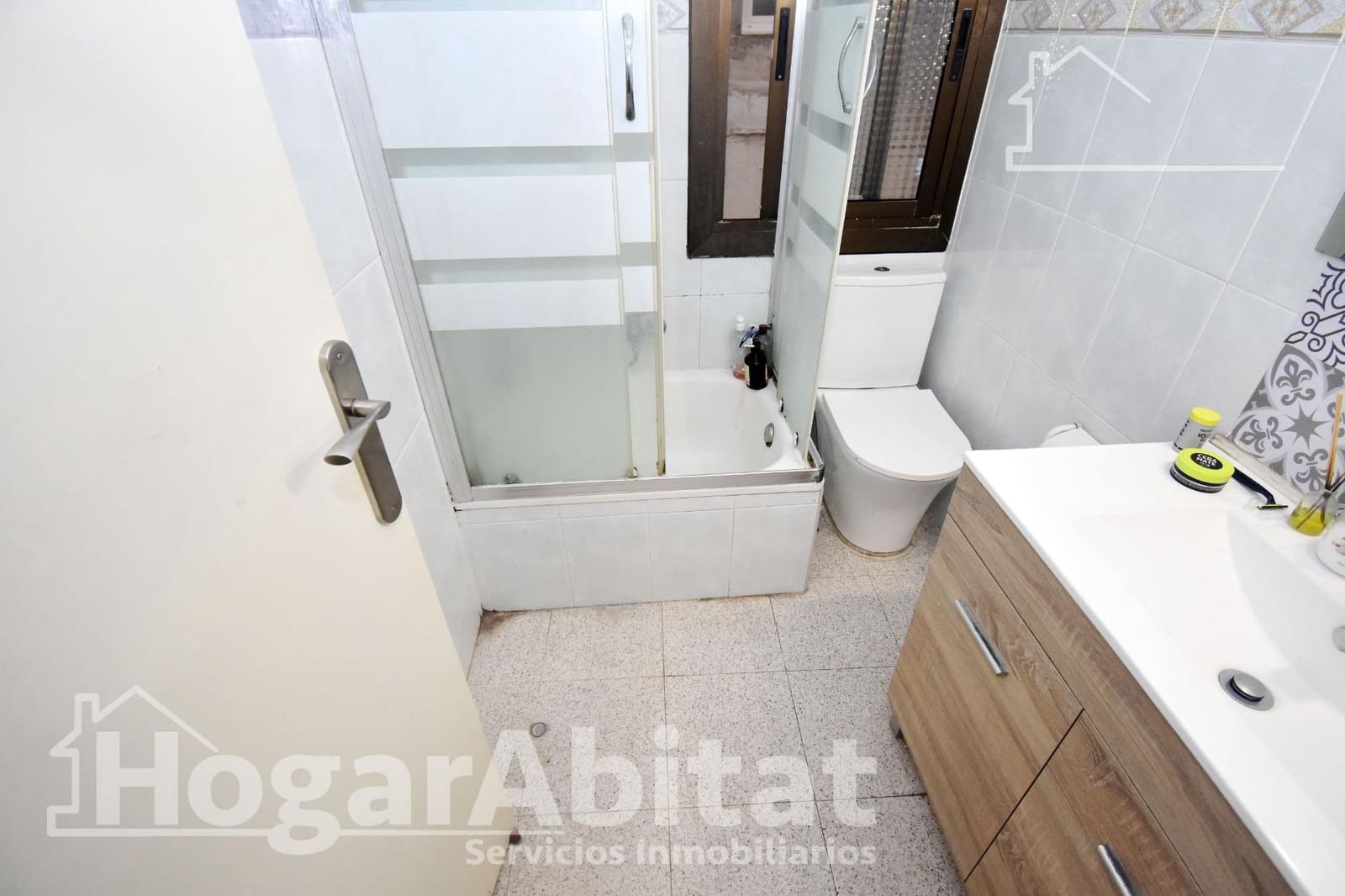 3 slaapkamer Flat te koop in Castello de la Plana - € 125.000 (Ref: 10089799)