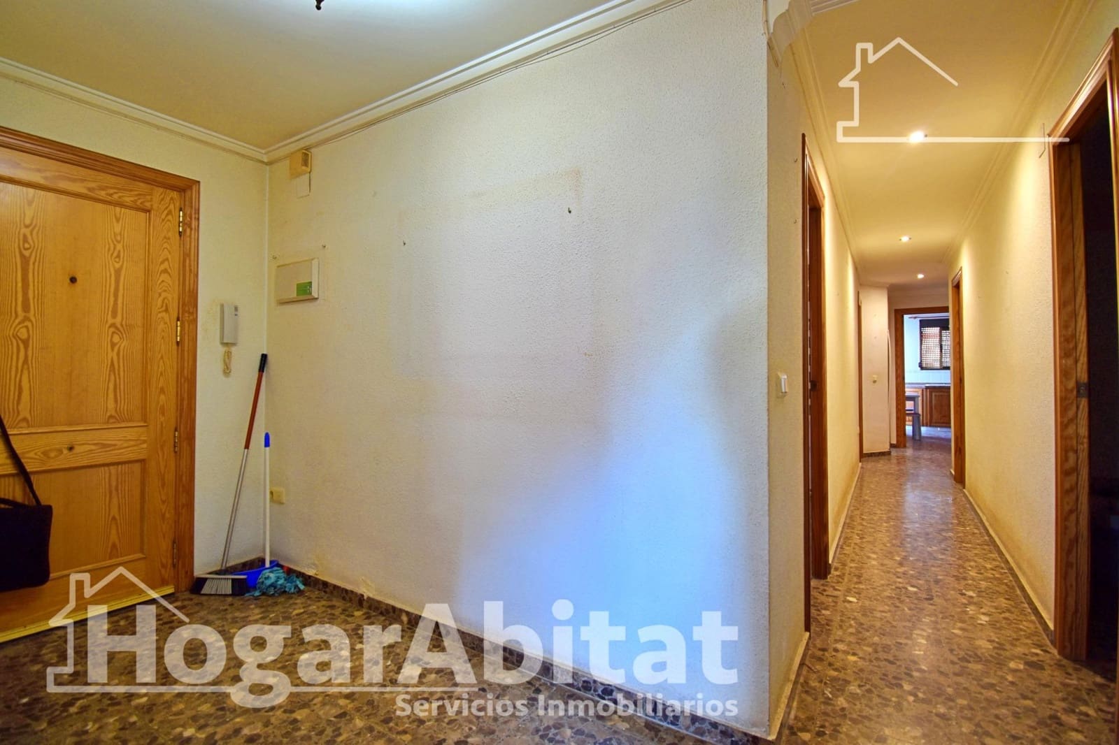 3 Zimmer Wohnung zu verkaufen in Oliva mit Garage - 165.000 € (Ref: 10089800)