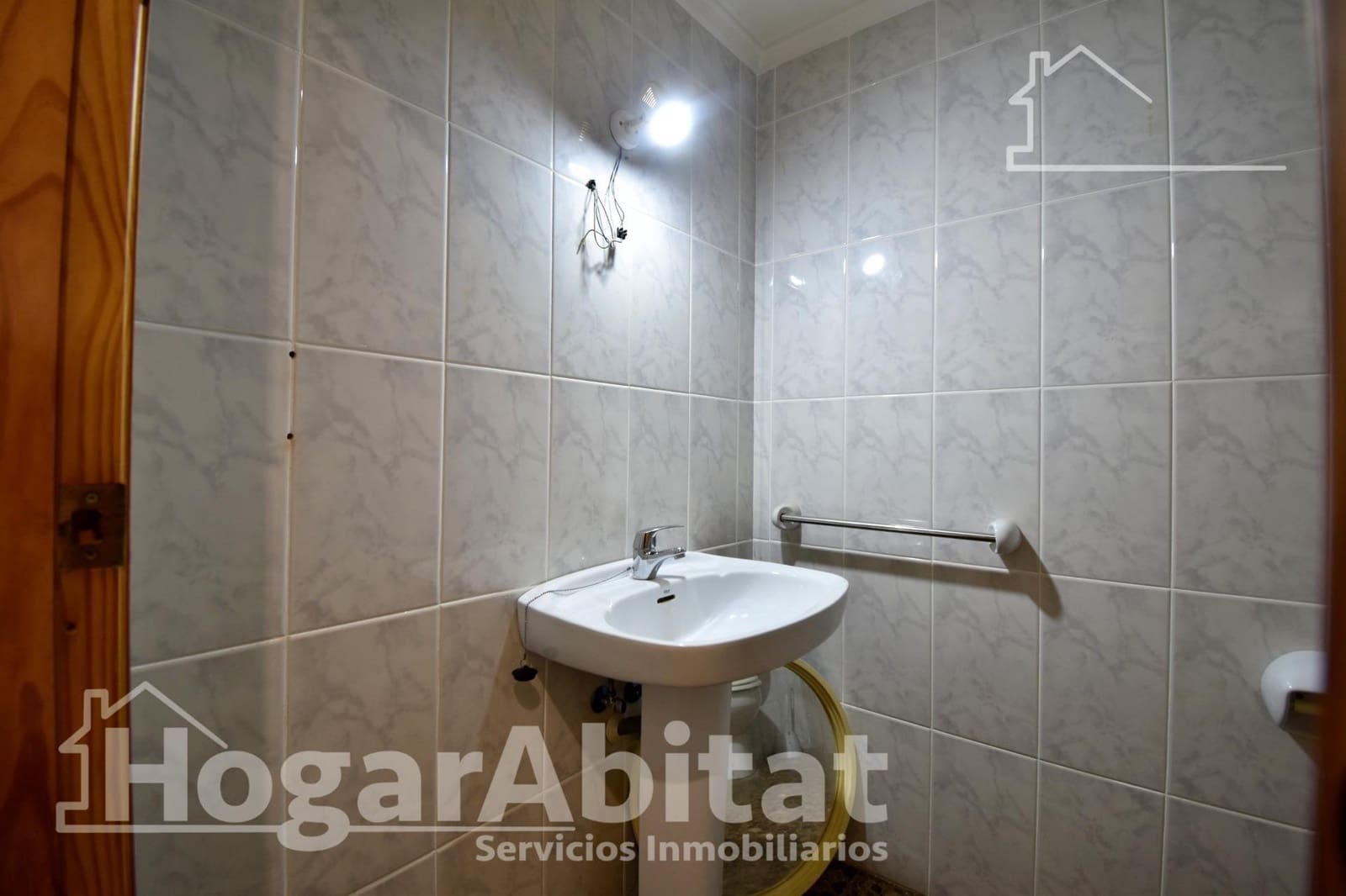 3 bedroom Flat for sale in Oliva with garage - € 165,000 (Ref: 10089800)
