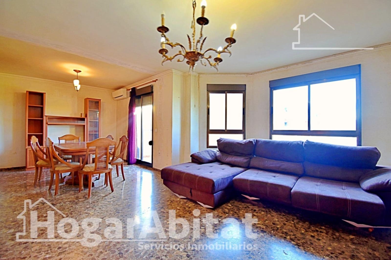3 bedroom Flat for sale in Oliva with garage - € 165,000 (Ref: 10089800)