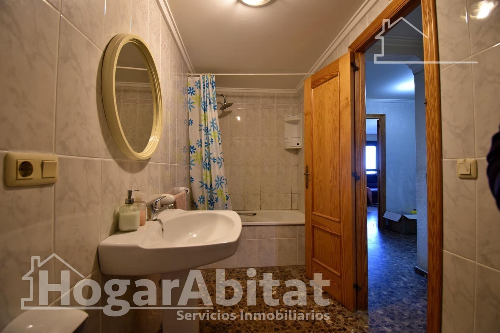 3 bedroom Flat for sale in Oliva with garage - € 165,000 (Ref: 10089800)