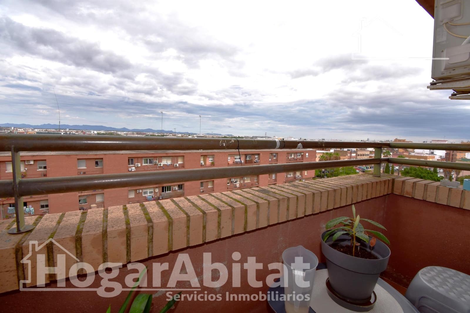 2 slaapkamer Flat te koop in Aldaia met garage - € 209.000 (Ref: 10094776)