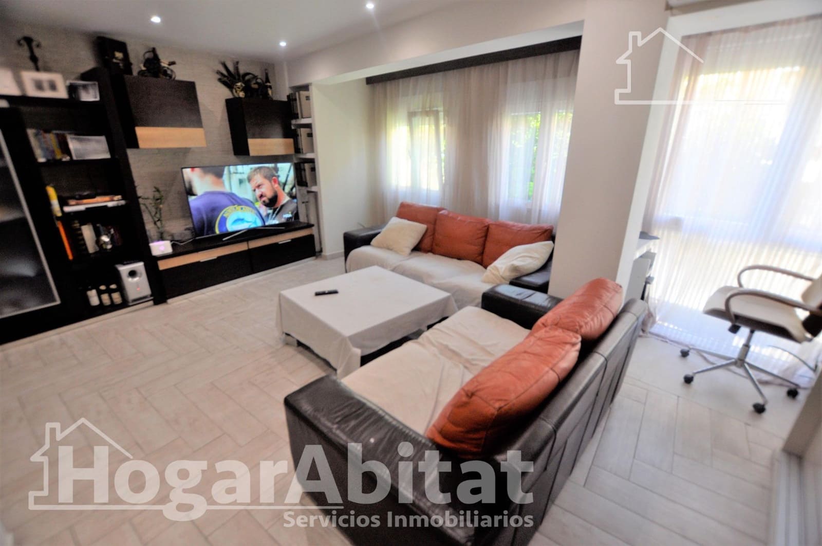 Piso de 2 habitaciones en València ciudad en venta - 255.000 € (Ref: 10094779)