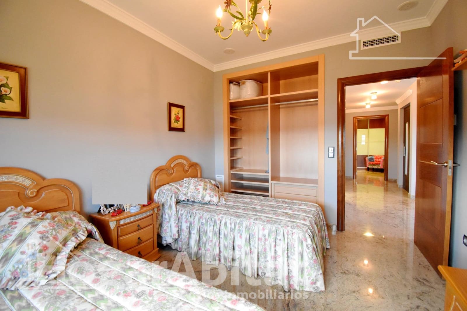4 Zimmer Villa zu verkaufen in Gandia mit Pool Garage - 680.000 € (Ref: 10094782)