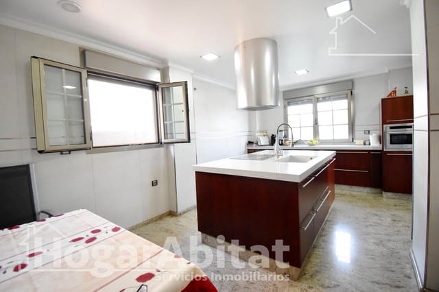 4 Zimmer Villa zu verkaufen in Gandia mit Pool Garage - 680.000 € (Ref: 10094782)
