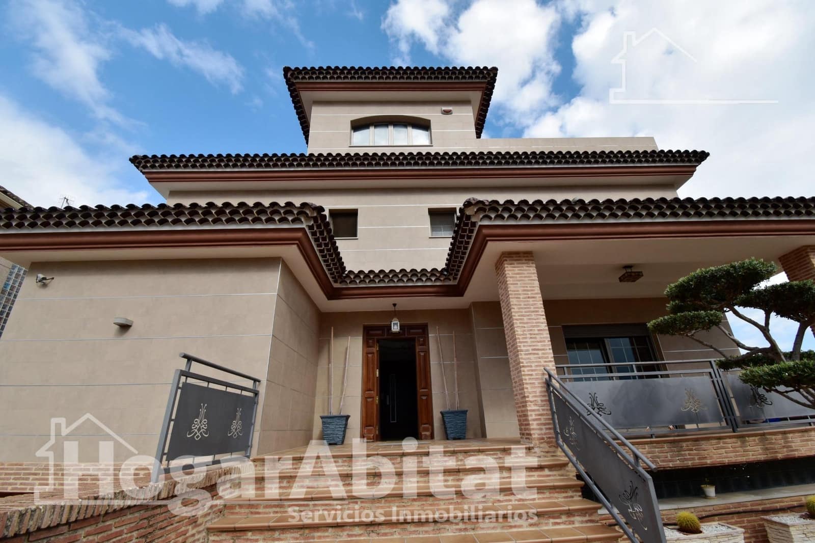 4 Zimmer Villa zu verkaufen in Gandia mit Pool Garage - 680.000 € (Ref: 10094782)