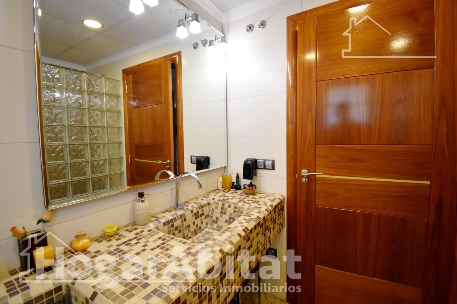 4 Zimmer Villa zu verkaufen in Gandia mit Pool Garage - 680.000 € (Ref: 10094782)