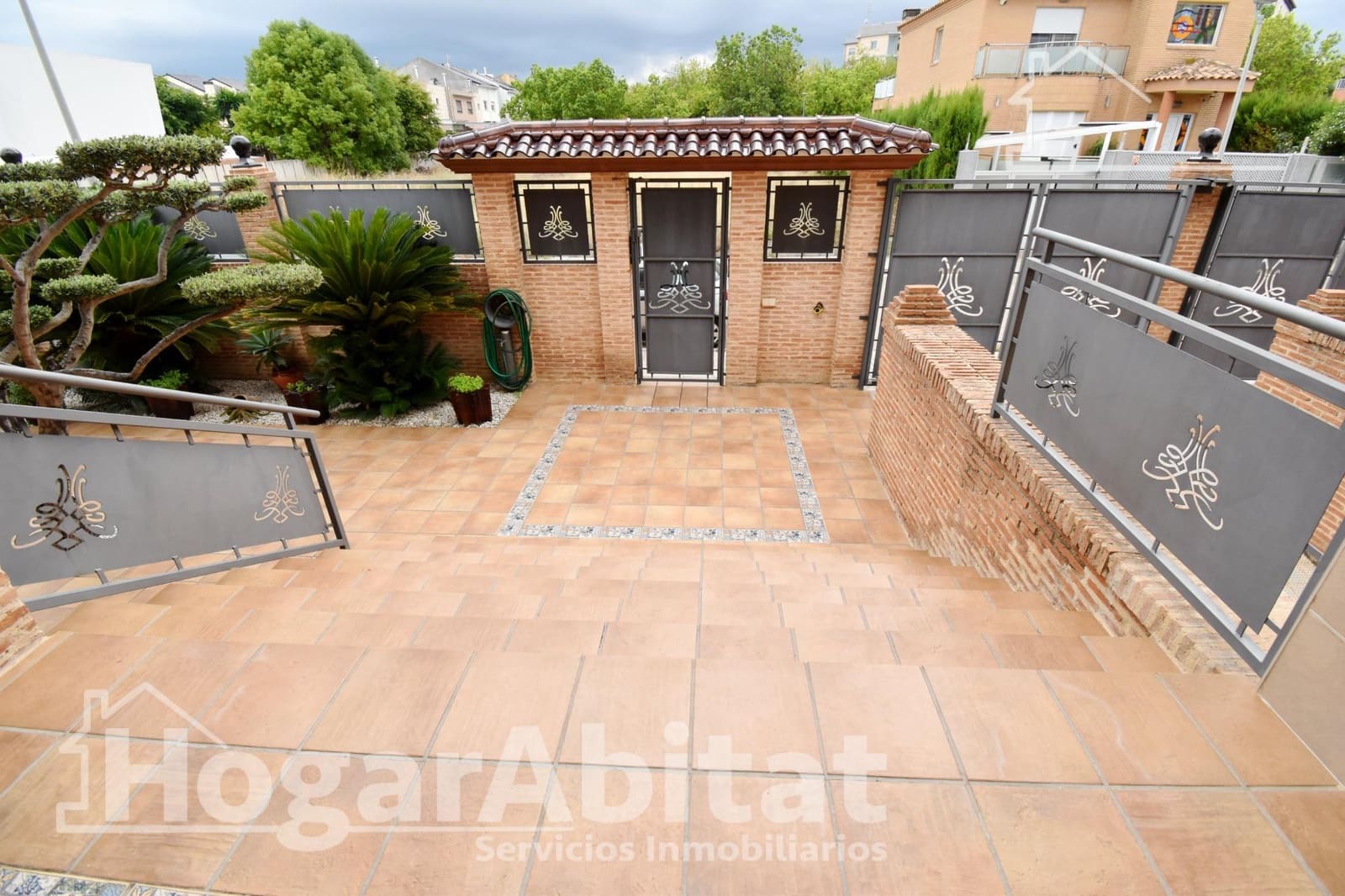 4 Zimmer Villa zu verkaufen in Gandia mit Pool Garage - 680.000 € (Ref: 10094782)