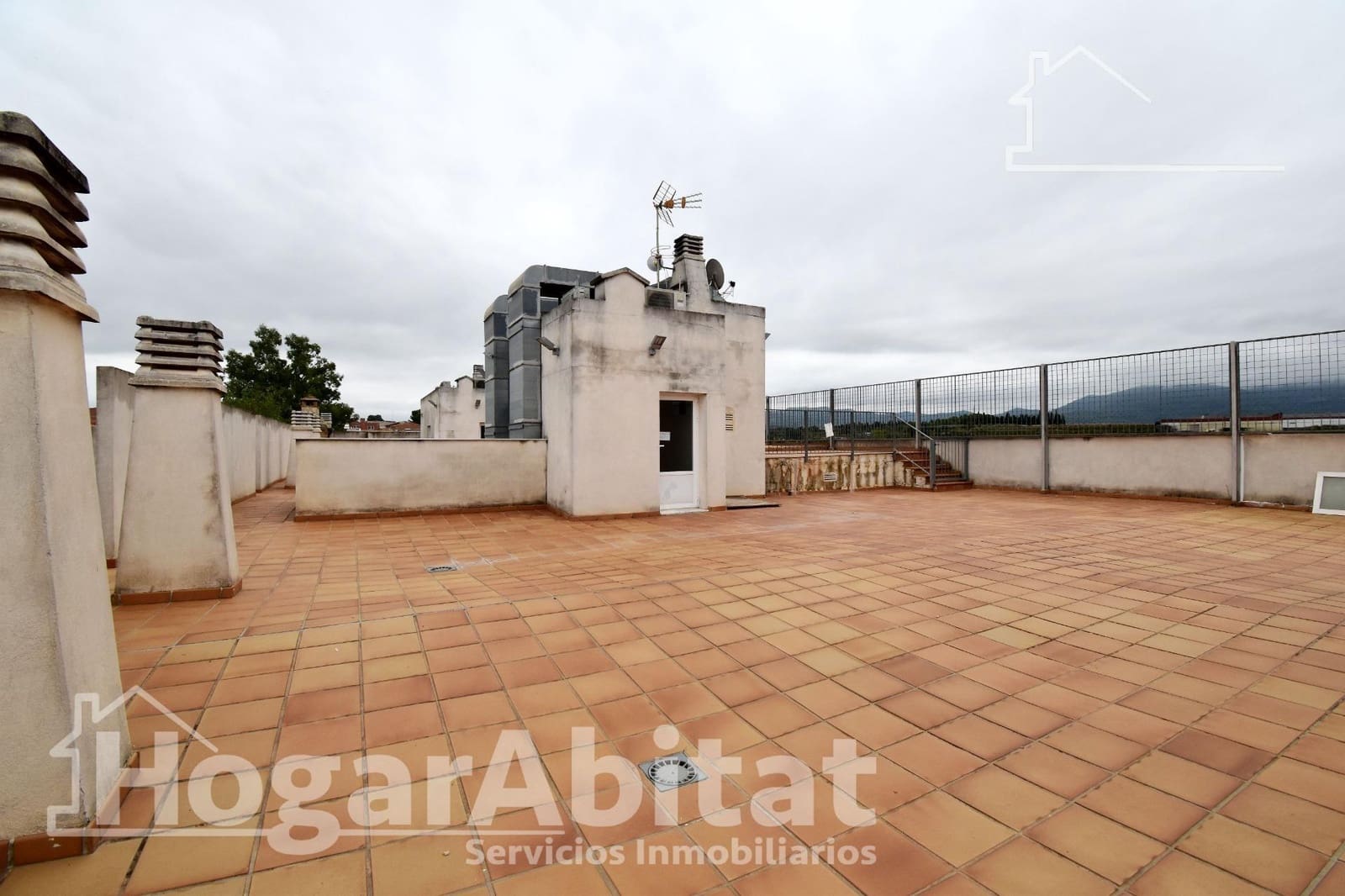 3 chambre Appartement à vendre à La Pobla del Duc avec piscine garage - 150 000 € (Ref: 10094784)