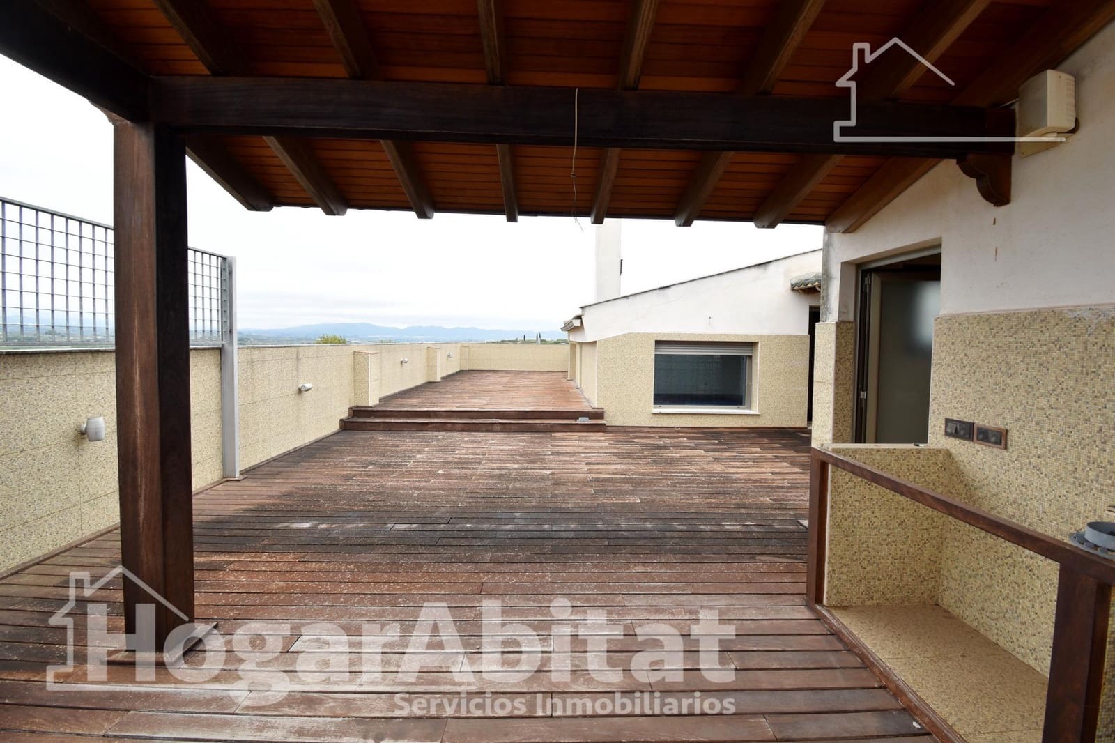 4 chambre Penthouse à vendre à La Pobla del Duc avec piscine garage - 250 000 € (Ref: 10094786)