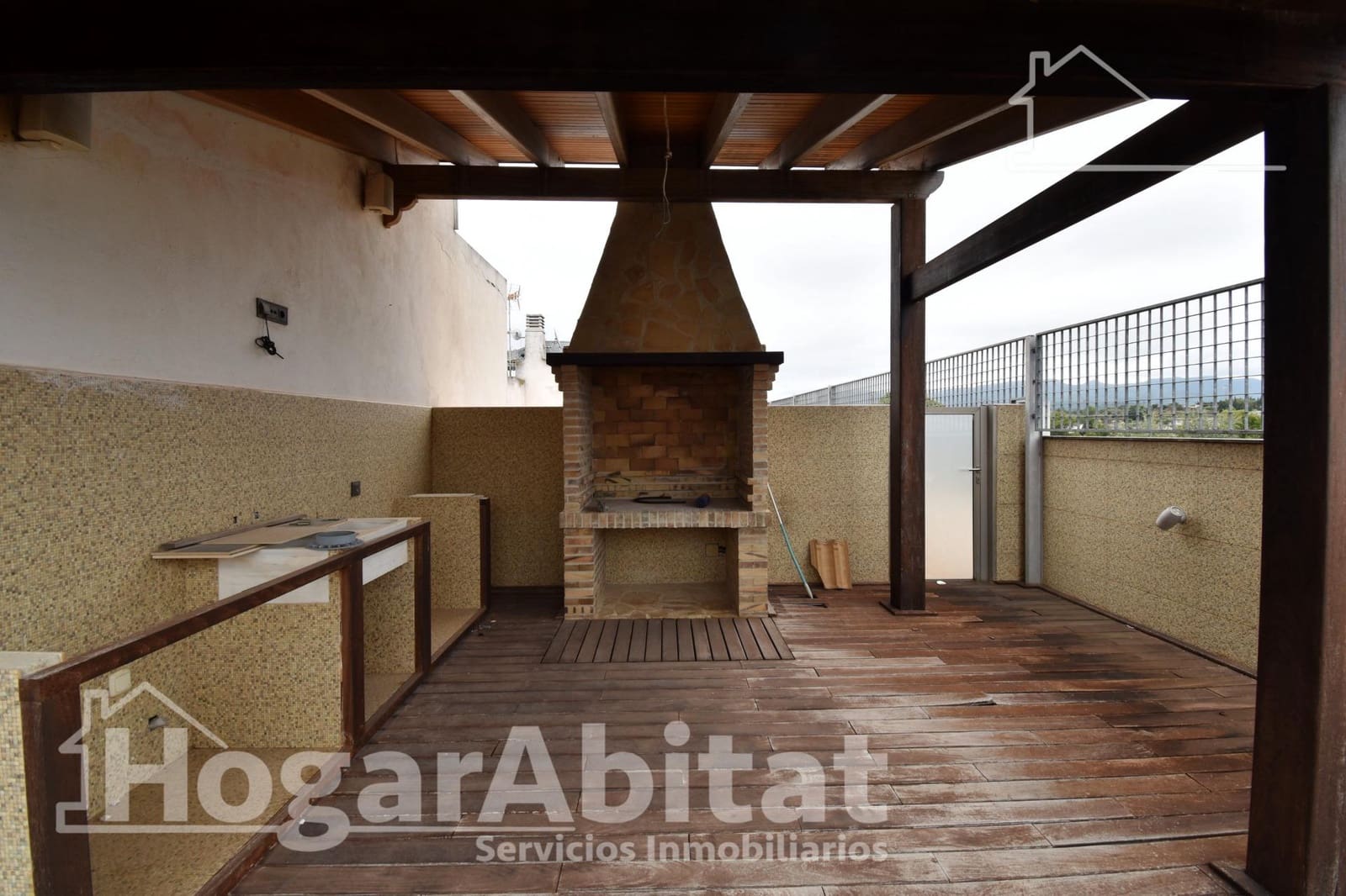 4 chambre Penthouse à vendre à La Pobla del Duc avec piscine garage - 250 000 € (Ref: 10094786)