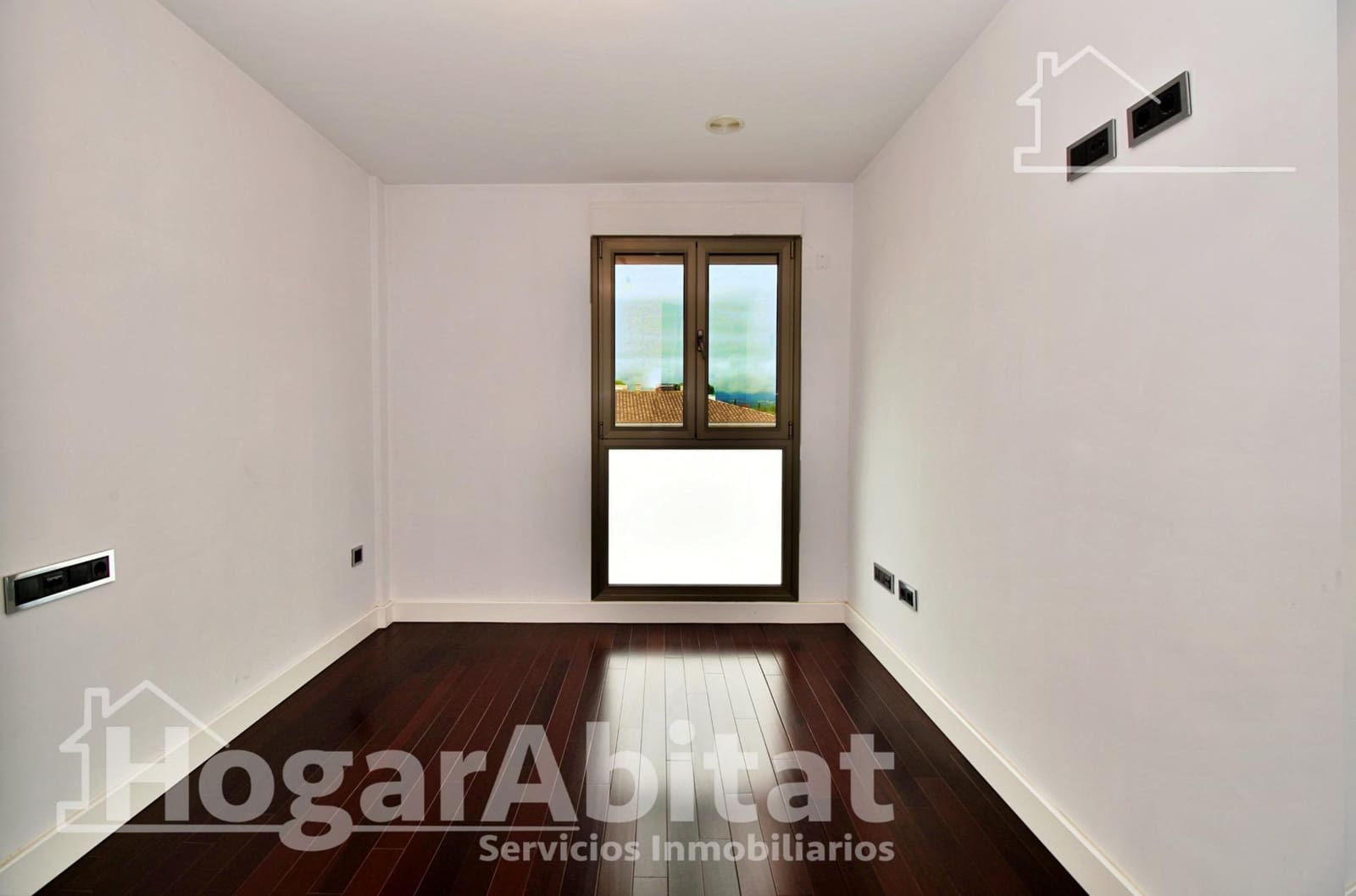 4 chambre Penthouse à vendre à La Pobla del Duc avec piscine garage - 250 000 € (Ref: 10094786)