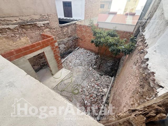 4 soverom Hus til salgs i Sagunto / Sagunt med garasje - € 236 000 (Ref: 10094794)