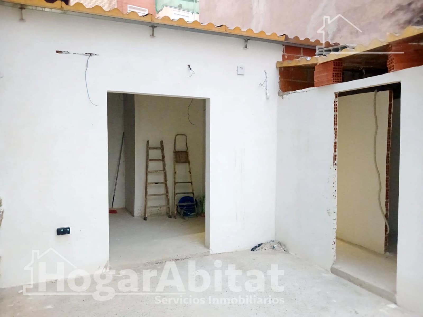 4 soverom Hus til salgs i Sagunto / Sagunt med garasje - € 236 000 (Ref: 10094794)