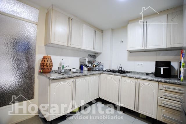 4 soverom Leilighet til salgs i Gandia - € 115 000 (Ref: 10098500)