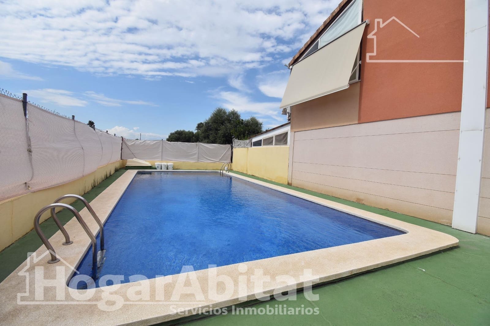 2 Zimmer Reihenhaus zu verkaufen in Almassora / Almazora mit Pool Garage - 210.000 € (Ref: 10098506)