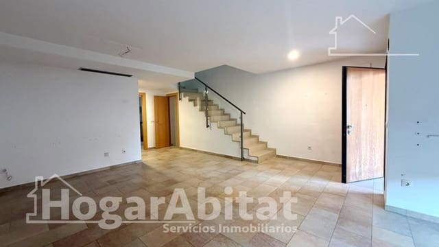 4 sovrum Radhus till salu i Real de Gandía med garage - 268 000 € (Ref: 10098508)