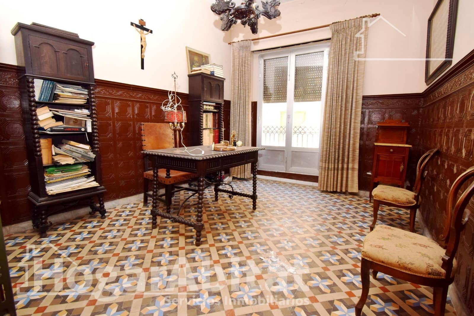 7 soverom Hus til salgs i Chiva - € 380 000 (Ref: 10098514)