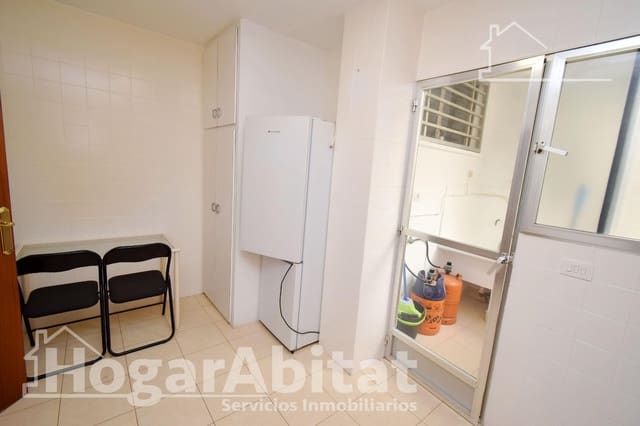 4 slaapkamer Flat te koop in Vila-real - € 160.000 (Ref: 10100250)
