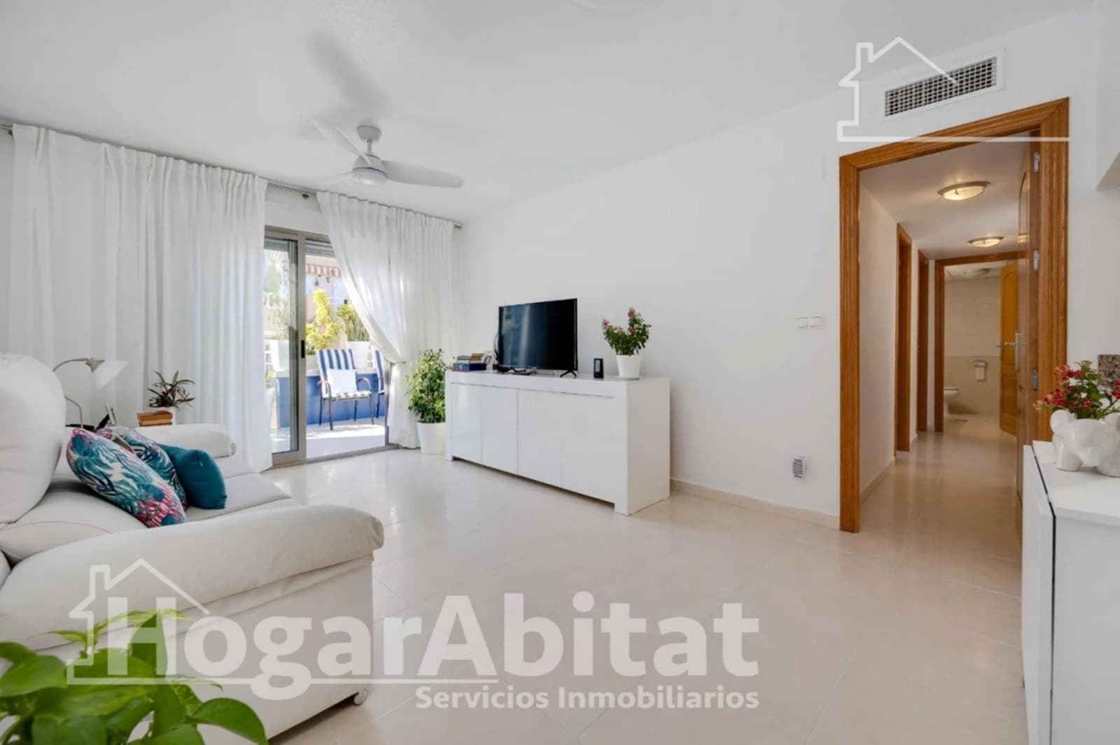 3 soverom Penthouse til salgs i Torrevieja med svømmebasseng garasje - € 329 000 (Ref: 10100254)