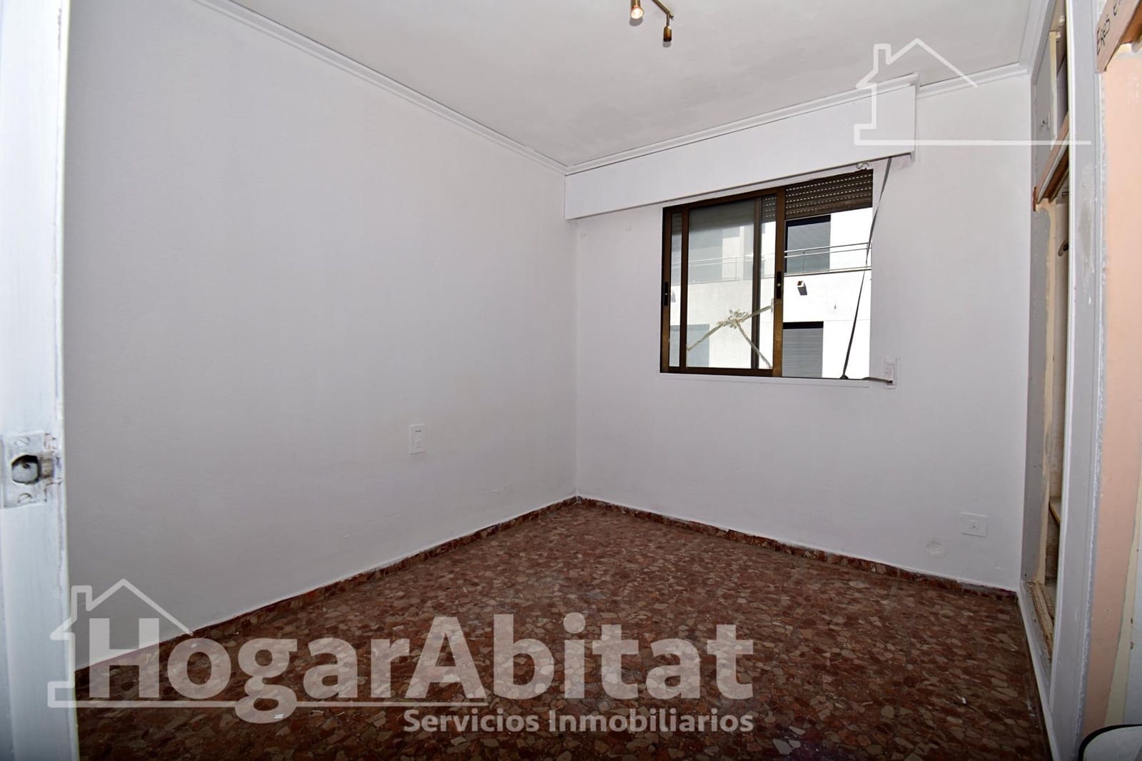 4 bedroom Flat for sale in Ondara - € 245,000 (Ref: 10100257)