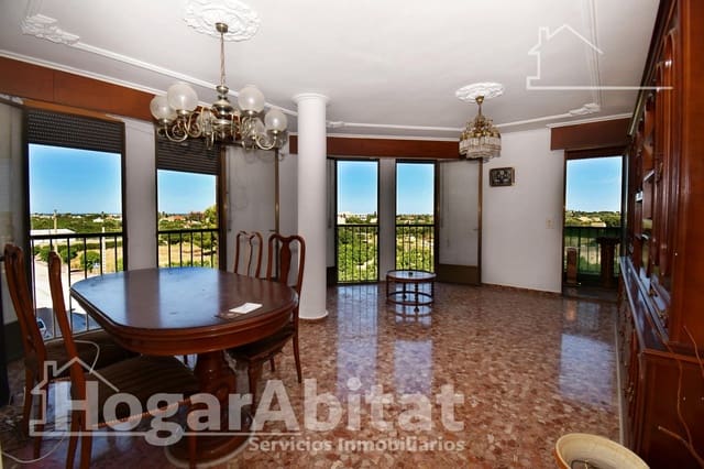 4 bedroom Flat for sale in Ondara - € 245,000 (Ref: 10100257)