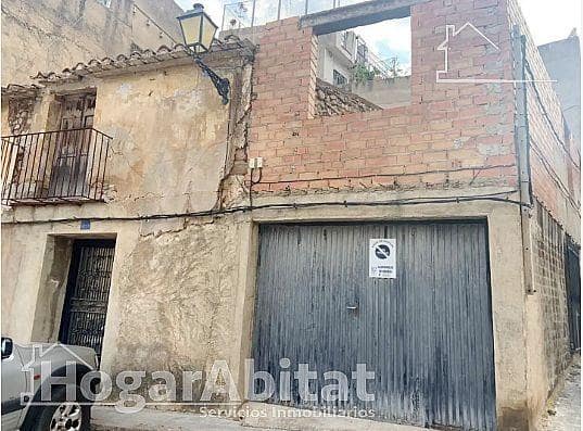 Townhouse for sale in Borriol with garage - € 48,000 (Ref: 10100263)