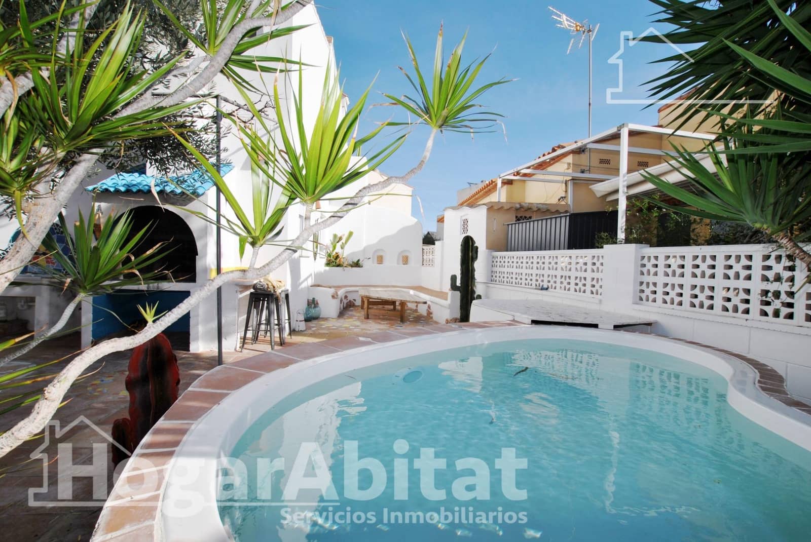 5 soveværelse Byhus til salg i Oliva med swimmingpool - € 590.000 (Ref: 10100264)