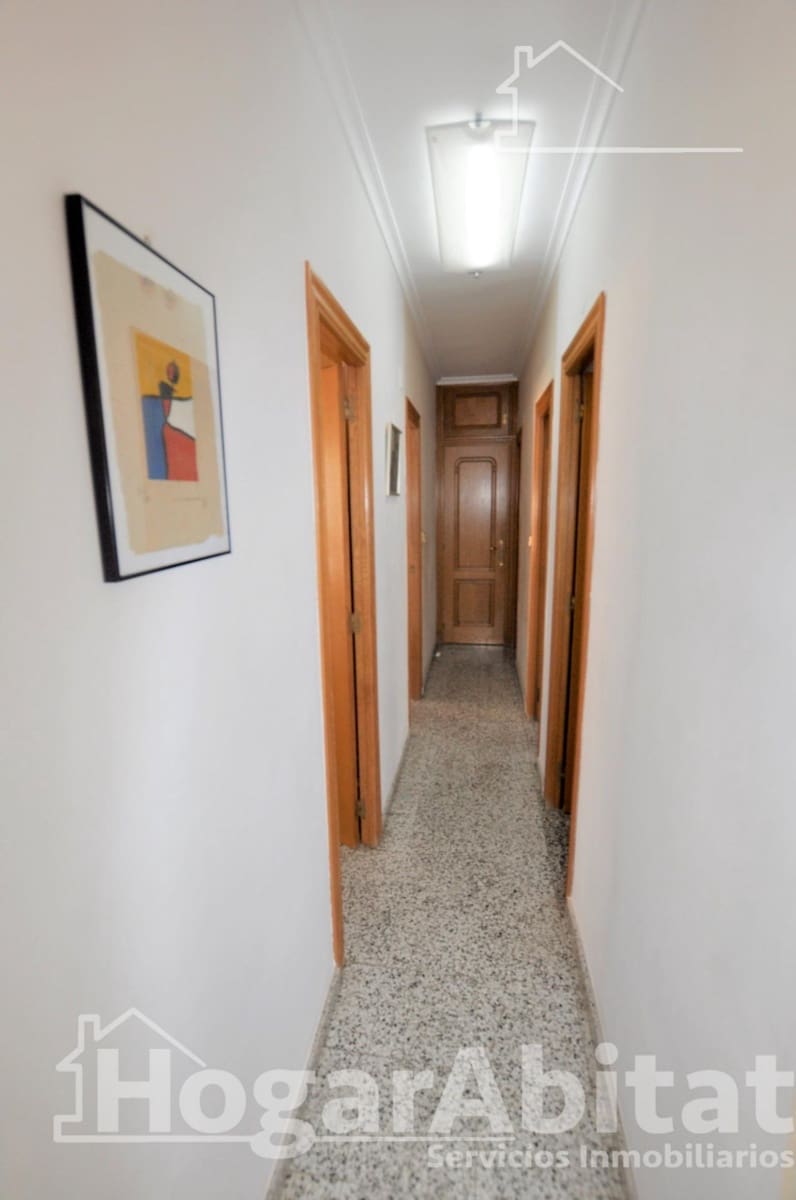 Piso de 3 habitaciones en Llíria en venta con garaje - 150.000 € (Ref: 10102705)