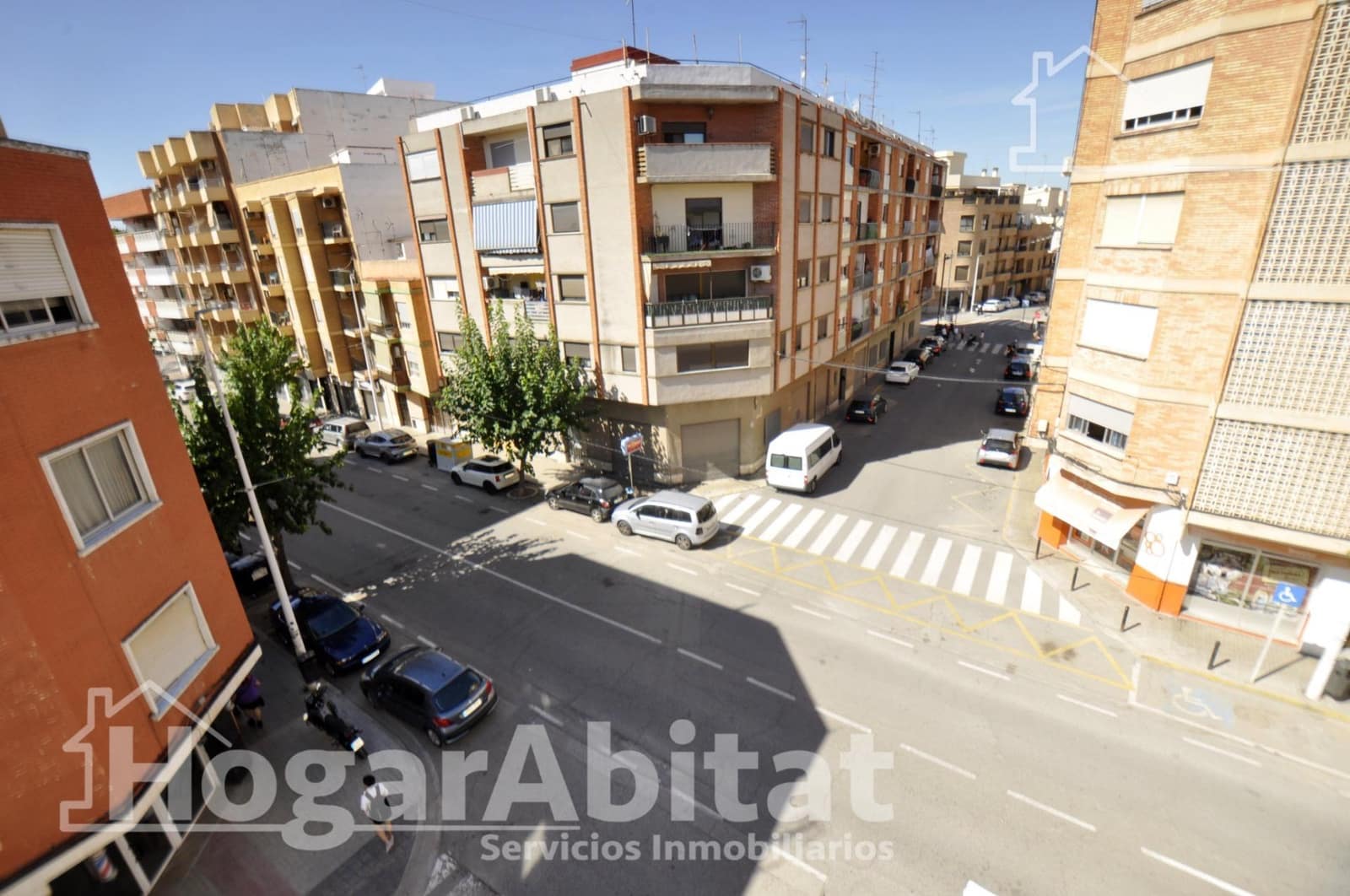Piso de 3 habitaciones en Llíria en venta con garaje - 150.000 € (Ref: 10102705)