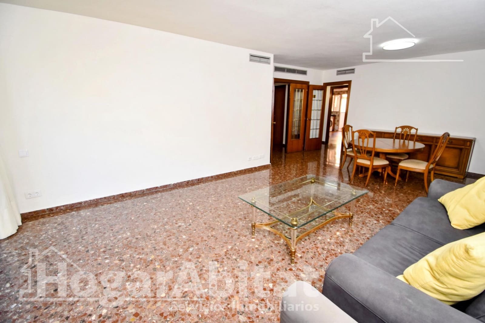 Appartement de 4 chambres à louer à Valence ville - 1 400 € (Ref: 10102706)