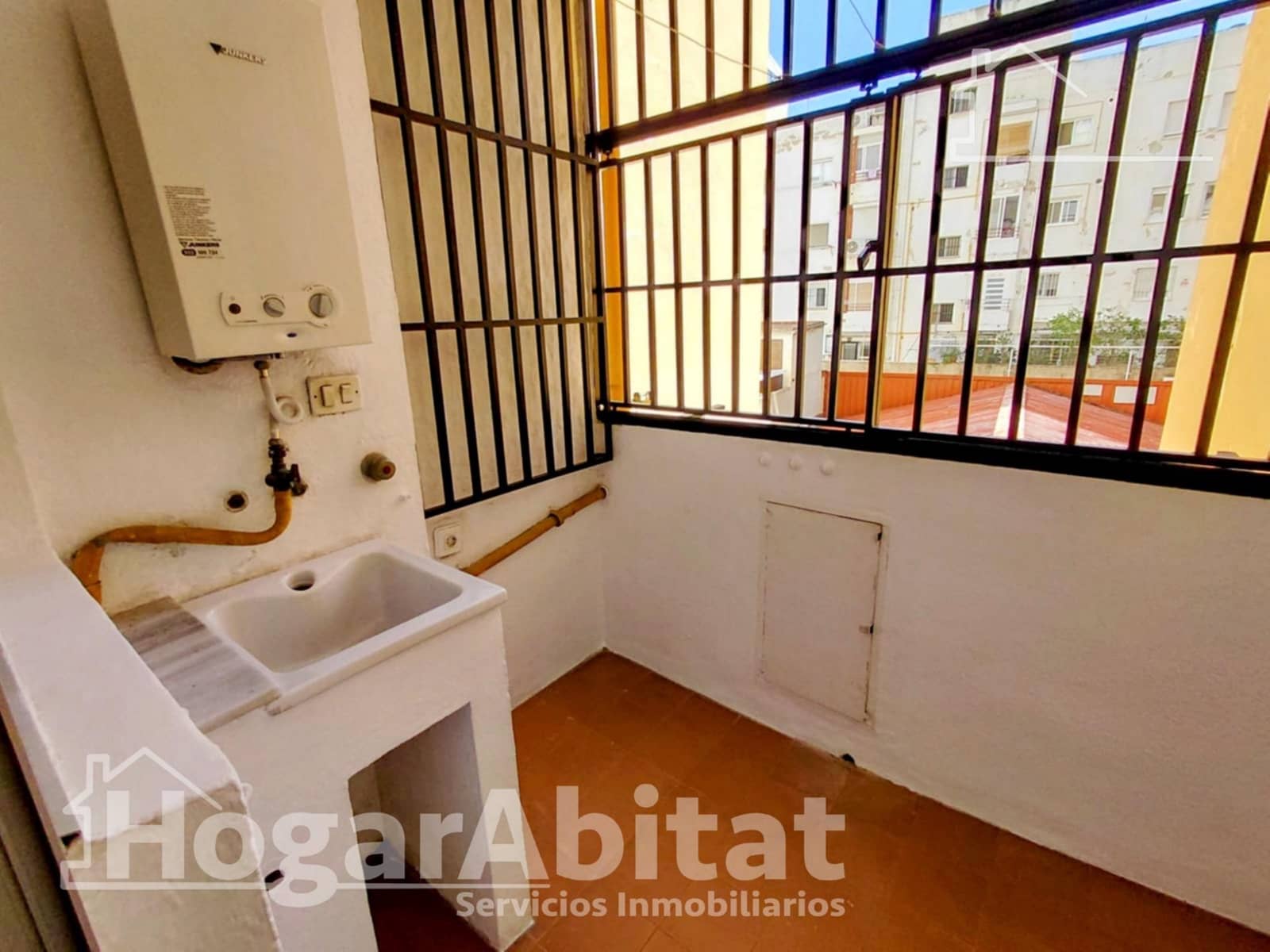 Appartement de 4 chambres à louer à Valence ville - 1 400 € (Ref: 10102706)
