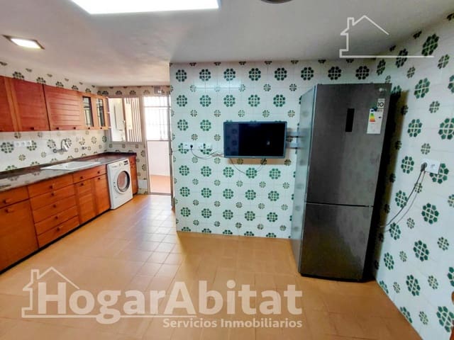 Appartement de 4 chambres à louer à Arrancapins, Valence ville - 1 400 € (Ref: 10102706)