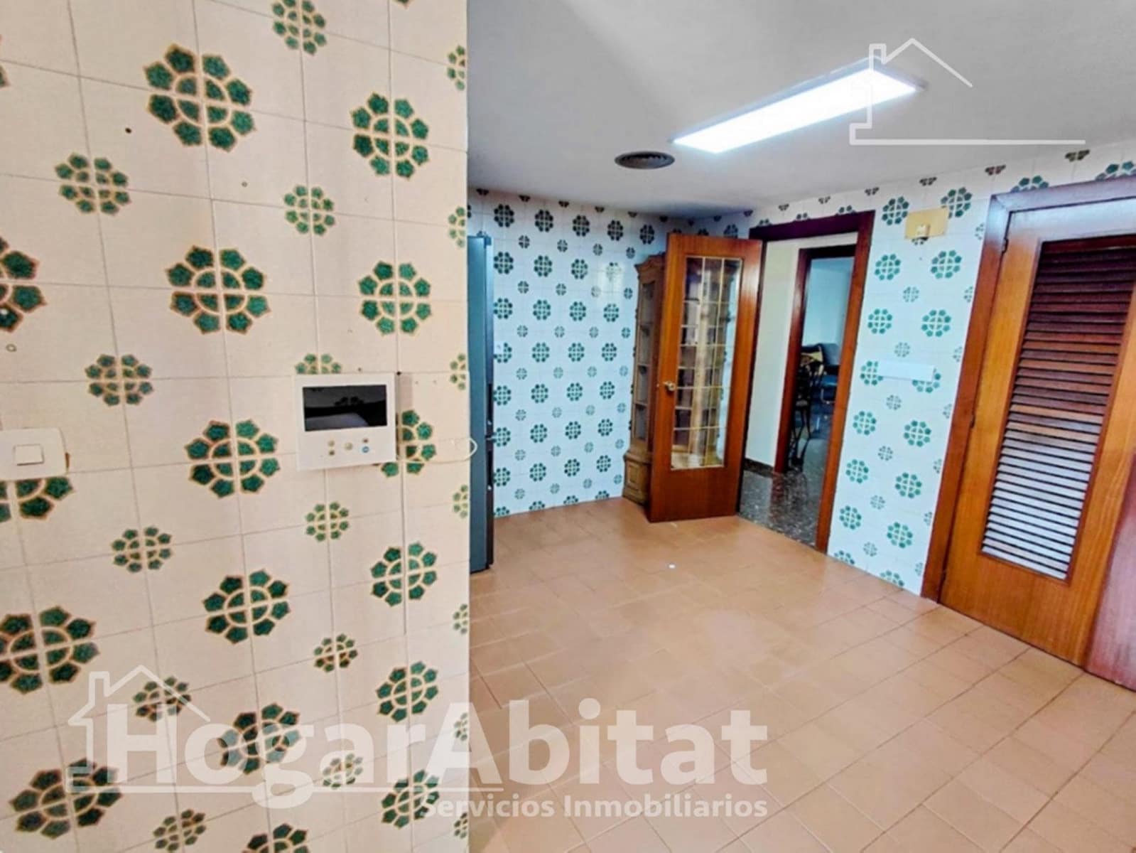 Appartement de 4 chambres à louer à Valence ville - 1 400 € (Ref: 10102706)