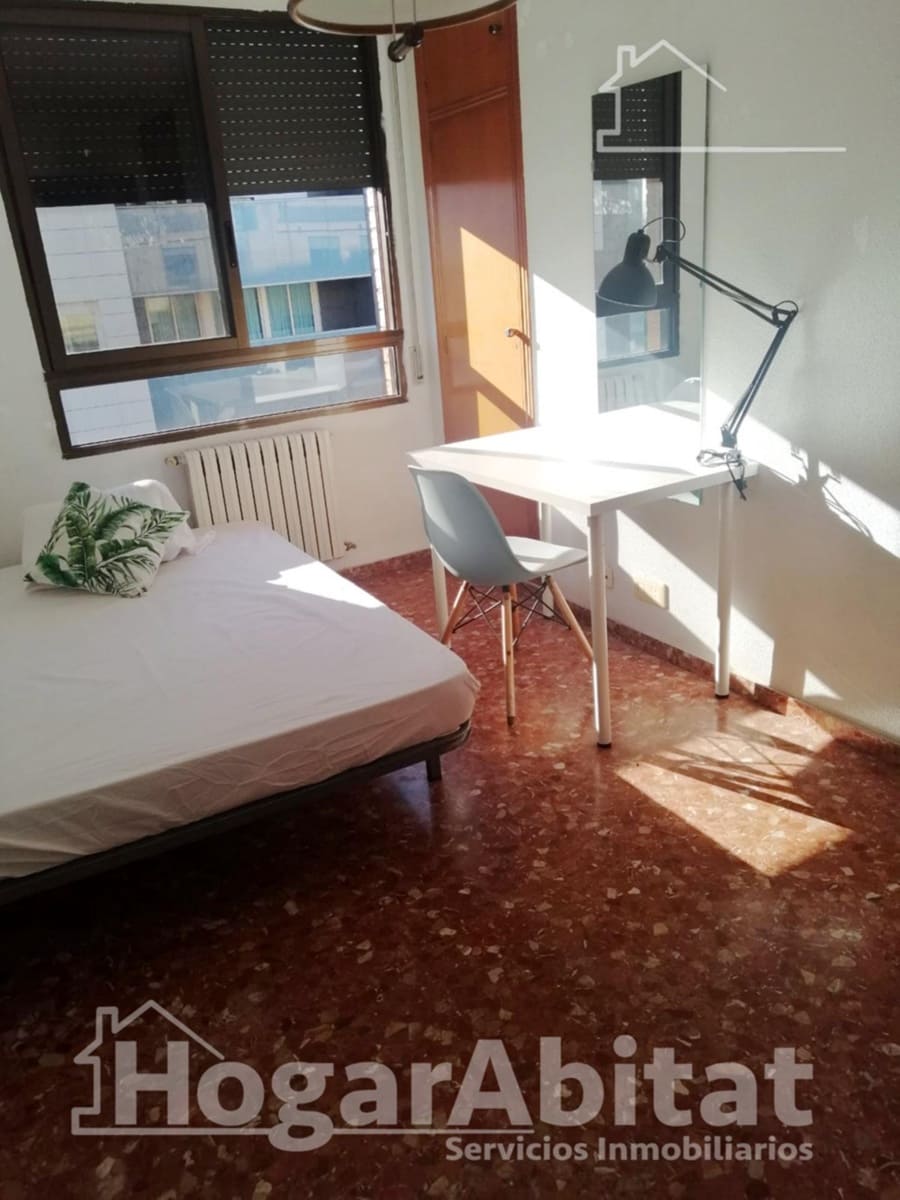 6 sovrum Takvåning till salu i Castello de la Plana med garage - 349 000 € (Ref: 10102712)