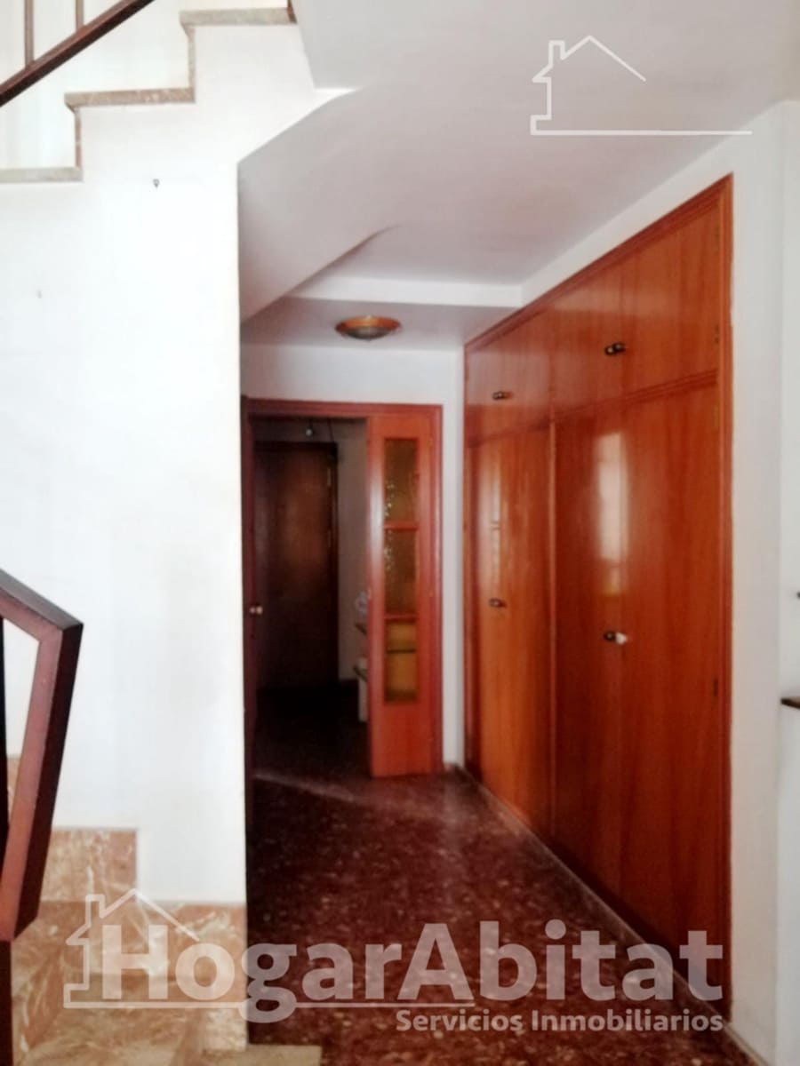 6 sovrum Takvåning till salu i Castello de la Plana med garage - 349 000 € (Ref: 10102712)