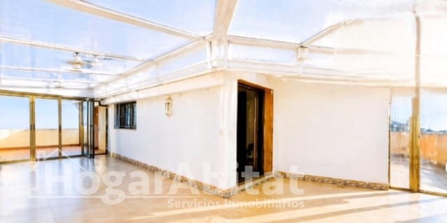 6 sovrum Takvåning till salu i Castelló de la Plana med garage - 349 000 € (Ref: 10102712)