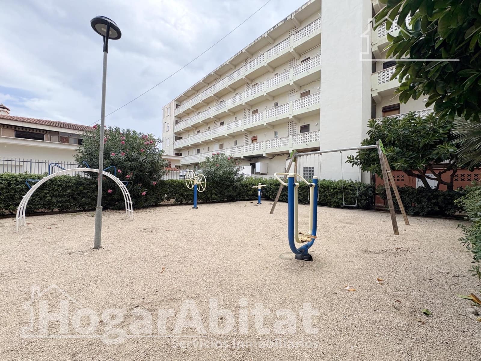1 bedroom Flat for sale in Daimus with pool - € 157,000 (Ref: 10102716)