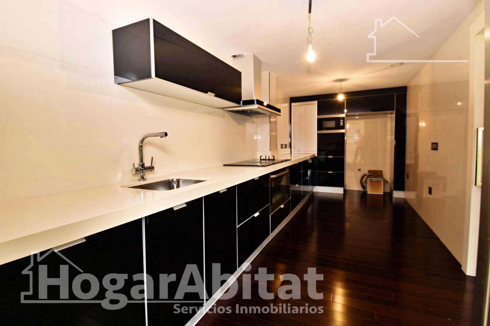 4 slaapkamer Penthouse te koop in La Pobla del Duc met zwembad garage - € 250.000 (Ref: 10102720)
