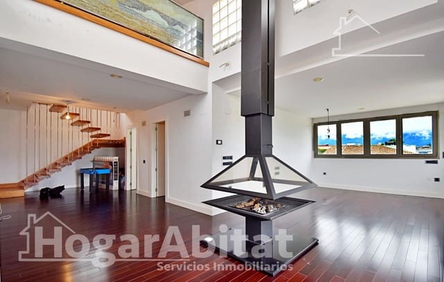 4 slaapkamer Penthouse te koop in La Pobla del Duc met zwembad garage - € 250.000 (Ref: 10102720)