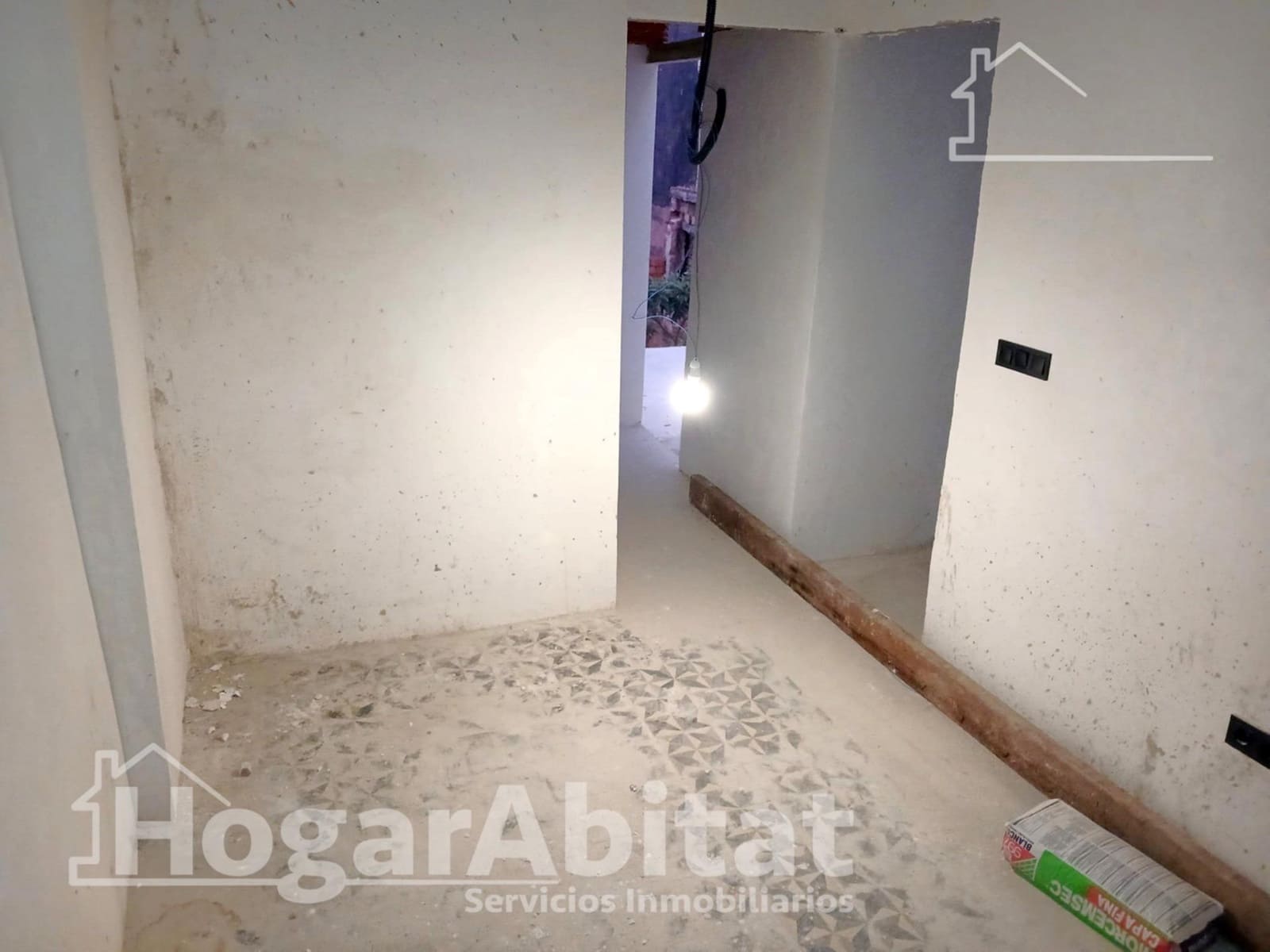 Casa de 4 habitaciones en Sagunto / Sagunt en venta con garaje - 220.000 € (Ref: 10102729)